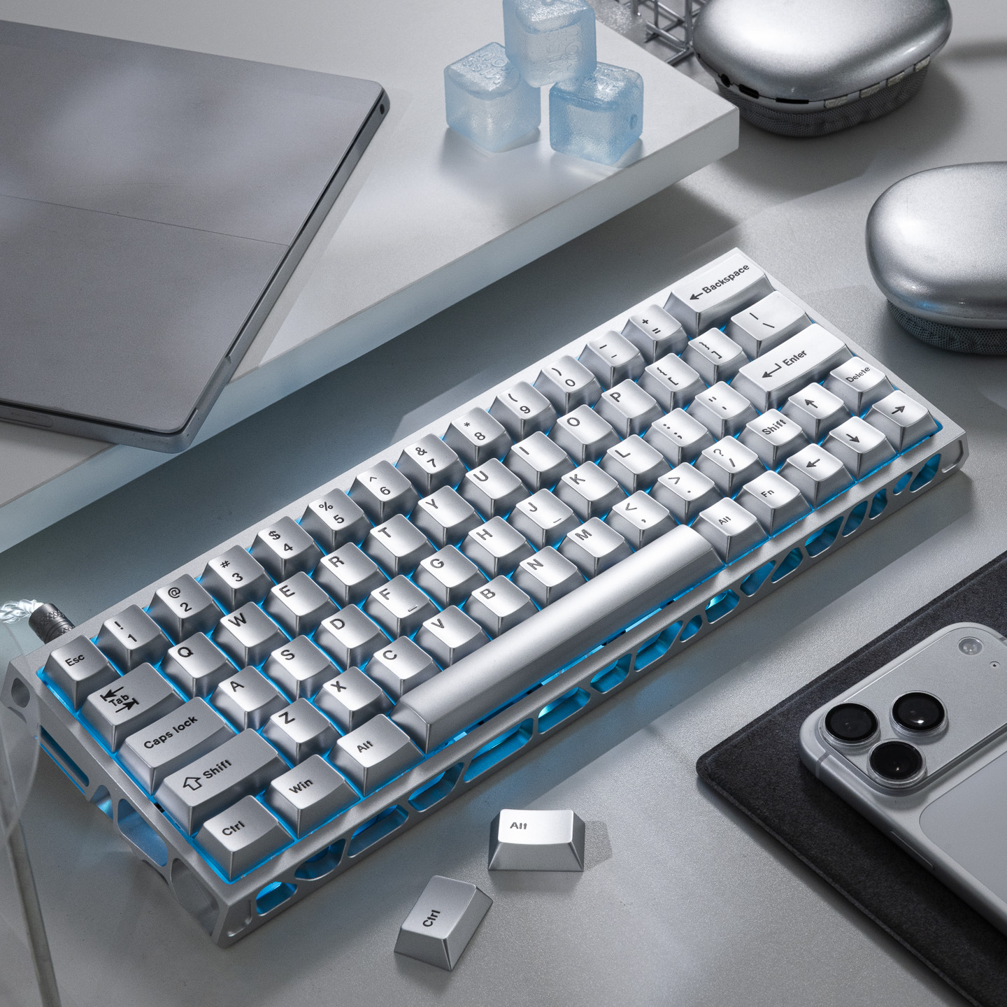 Silver Metallic Paint Small Fu - Gaming Keyboard Extension incelemesi ve fiyatı